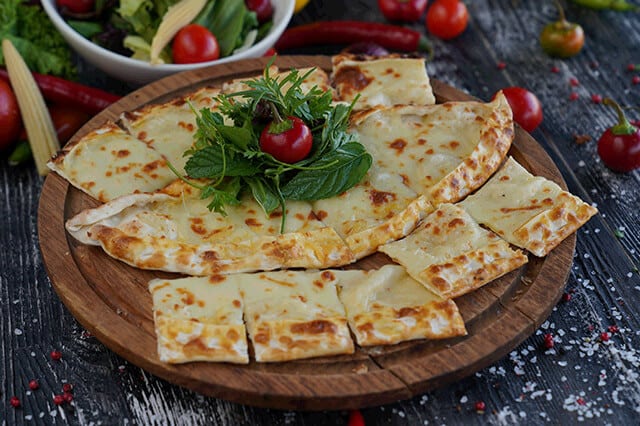 KAŞARLI PİDE